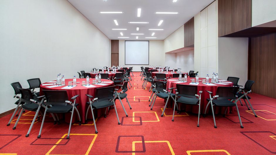Holiday Inn Express JKT Pluit Citygate Ballroom