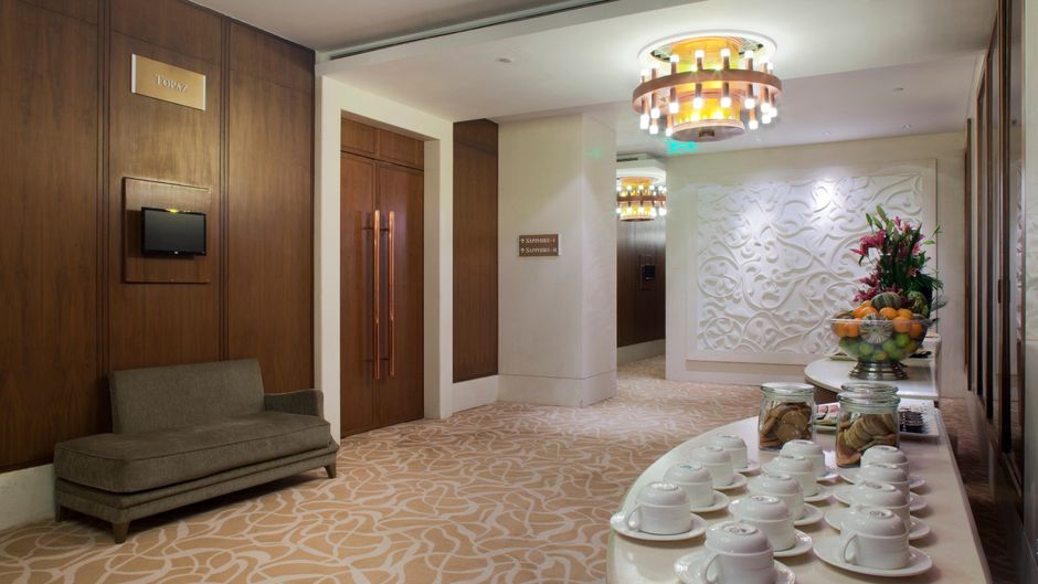 Crowne Plaza New Delhi Okhla Meeting