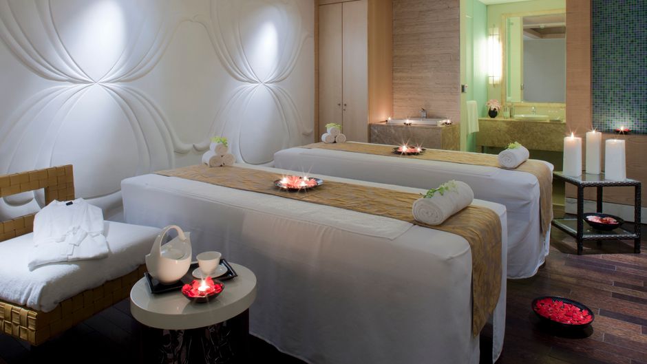 Crowne Plaza New Delhi Okhla Spa