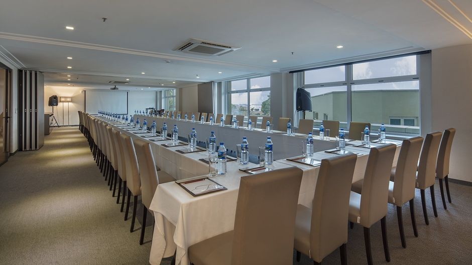 Fraser Suites Abuja Meeting