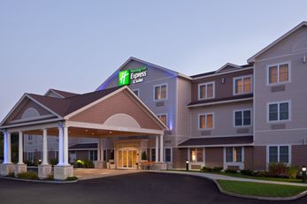 Holiday Inn Express Hotel & Suites