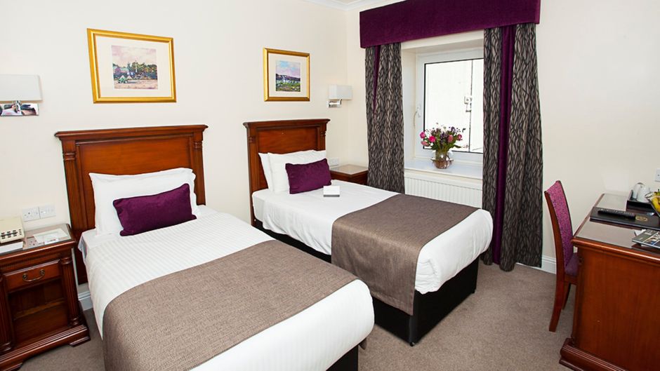 Aberdeen Douglas Hotel Room