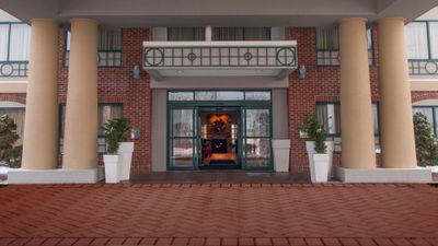 Holiday Inn Express Hotel and Suites Buf