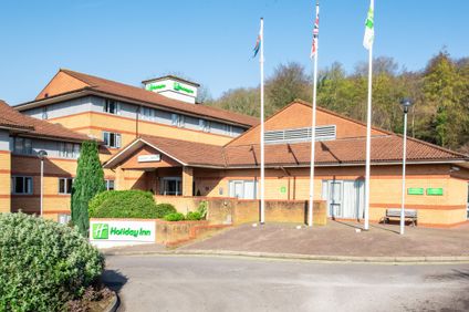 Holiday Inn Cardiff North M4J