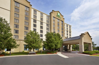 Holiday Inn Hotel & Suites