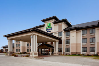 Holiday Inn Express & Suites Worthington