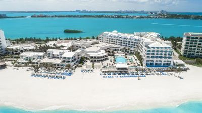 Wyndham Alltra Cancun All Inclusive
