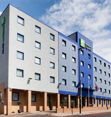Holiday Inn Express Park Royal