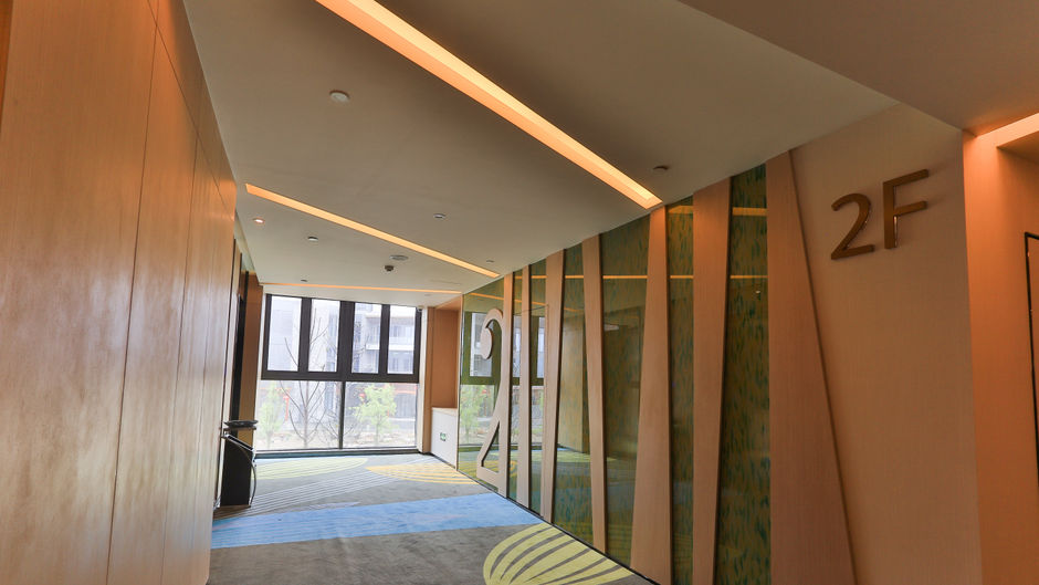 Holiday Inn Express Emei Mountain Lobby