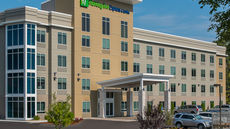 Holiday Inn Express/Stes Boston-Norwood