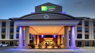 Holiday Inn Express Natchez South
