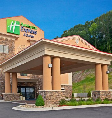 Holiday Inn Express and Suites Ripley