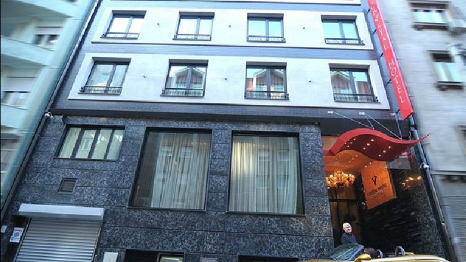 Crystal Hotel Belgrade Exterior
