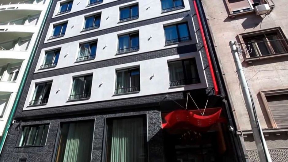 Crystal Hotel Belgrade Exterior