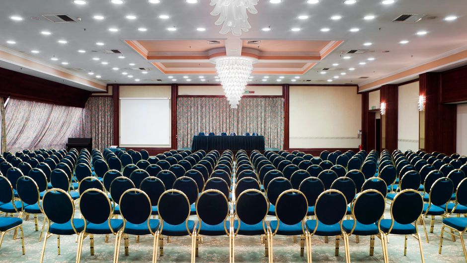 Holiday Inn Skopje Meeting