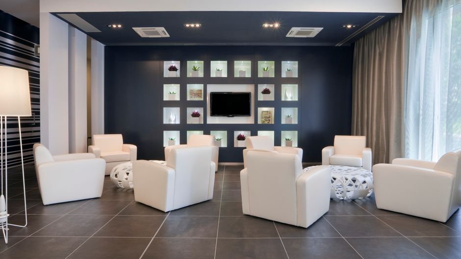 Holiday Inn Milan Nord Zara Lobby
