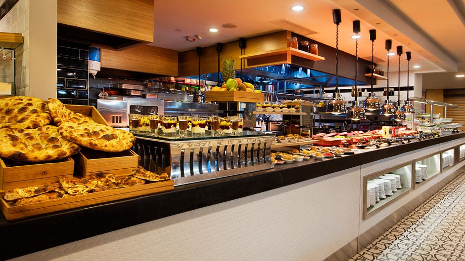Holiday Inn Istanbul-Kadikoy Restaurant