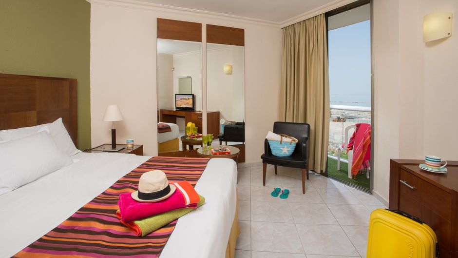 Lot Spa Hotel Room