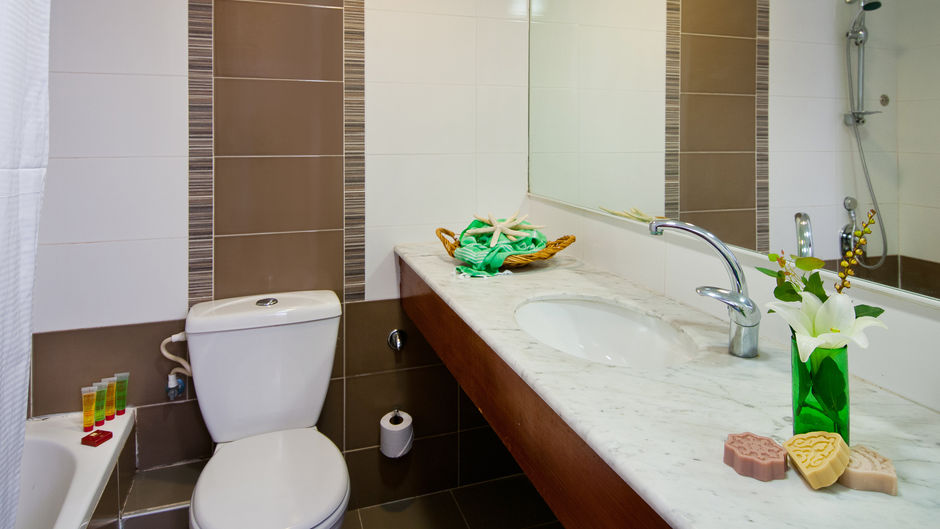 Lot Spa Hotel Room