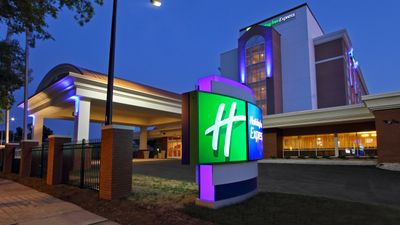 Holiday Inn Express & Suites Augusta