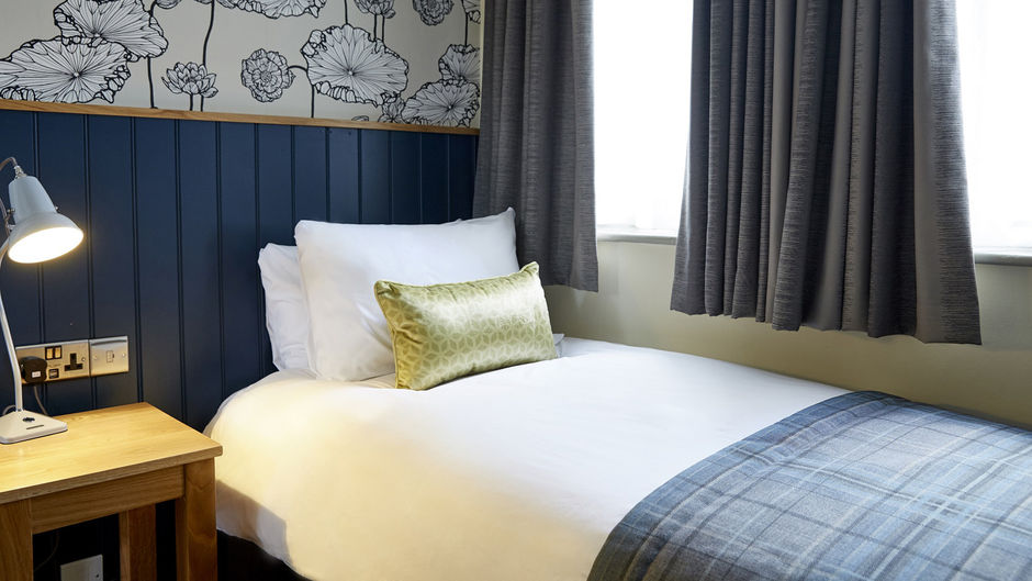 Red Lion Hotel Adderbury Room