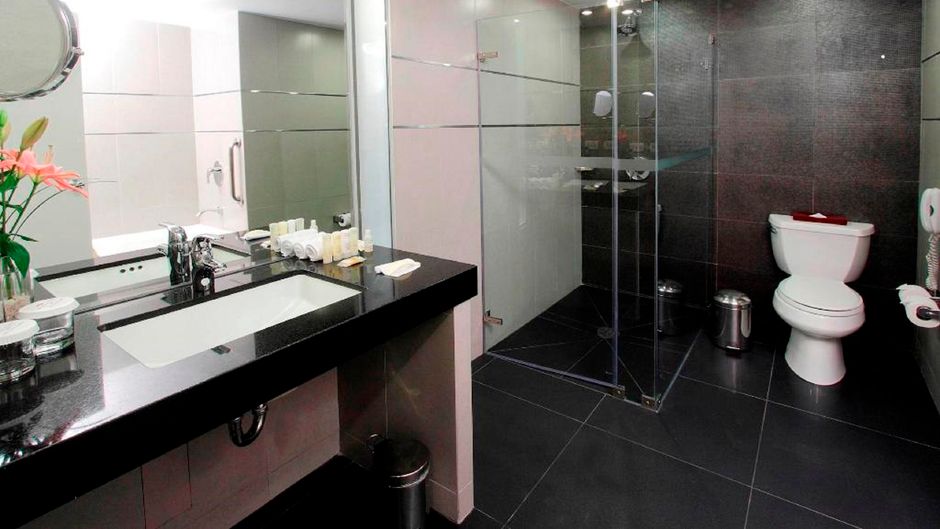 Crowne Plaza Lima Hotel Room