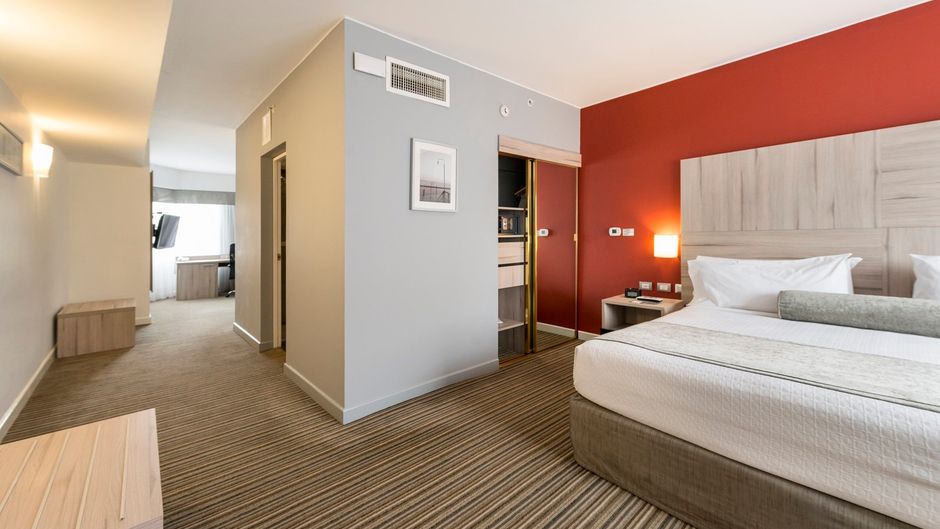 Crowne Plaza Lima Hotel Room