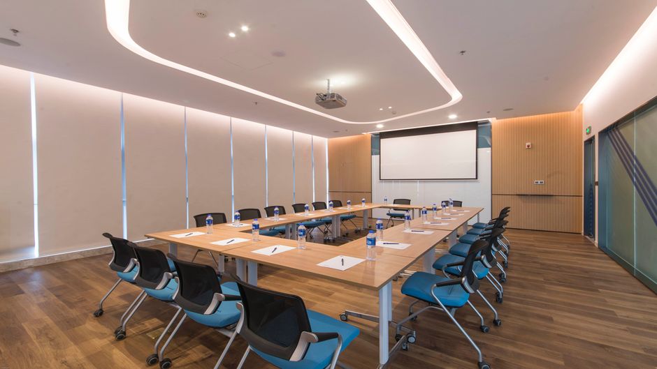 Holiday Inn Express Liyang Huafu Meeting