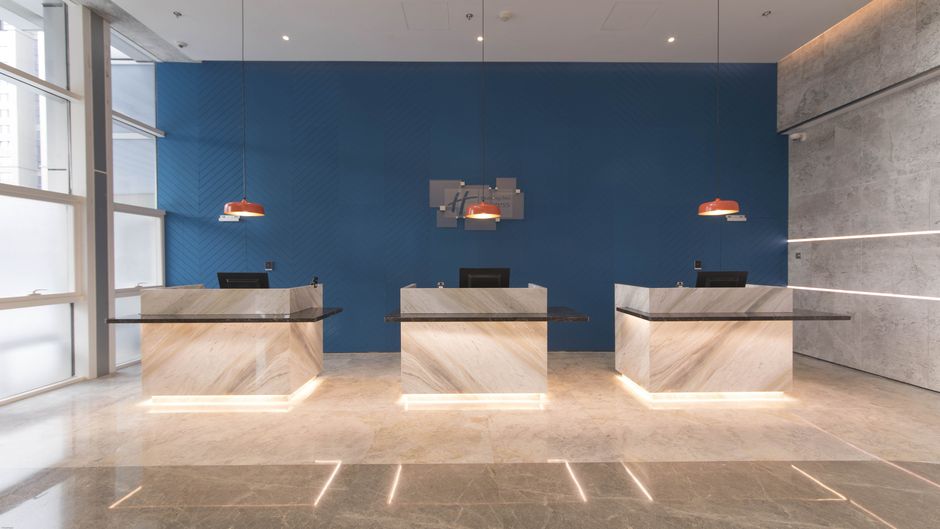 Holiday Inn Express Liyang Huafu Lobby
