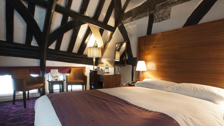 The Royal Hop Pole Hotel Room