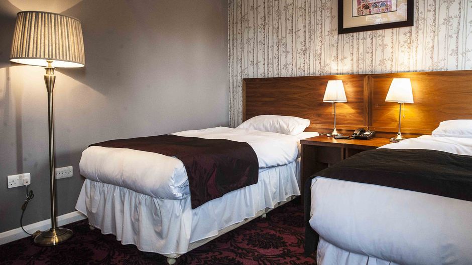 The Royal Hop Pole Hotel Room