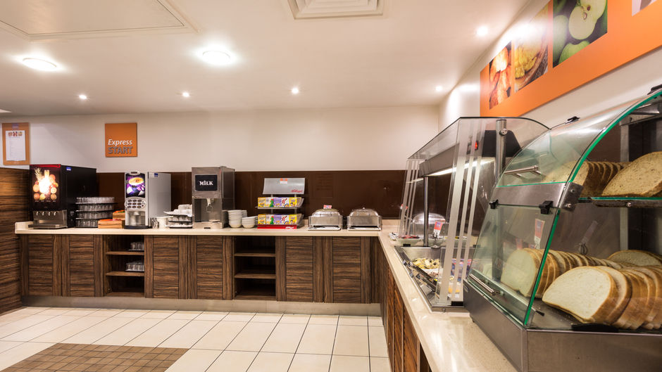 Holiday Inn Express Colchester Restaurant