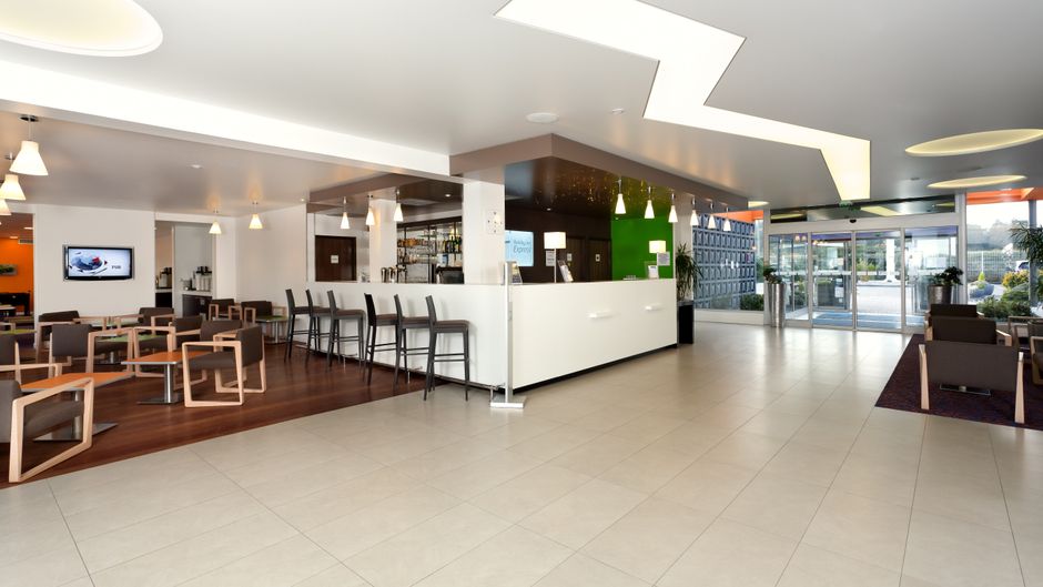Holiday Inn Express Strasbourg Sud Lobby
