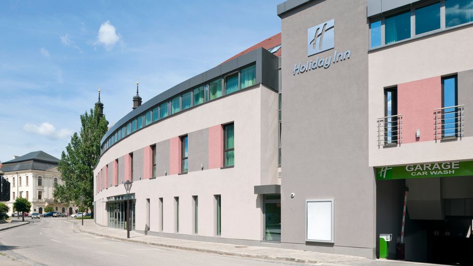 Holiday Inn Trnava Hotel Exterior