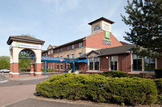 Holiday Inn Express Strathclyde Park M74