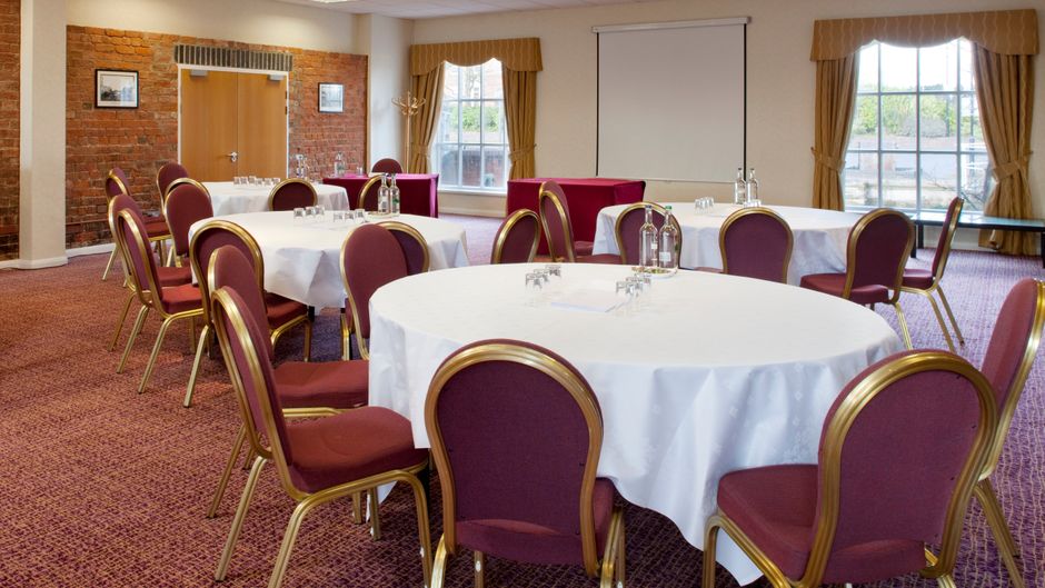 Holiday Inn Ellesmere Port Meeting