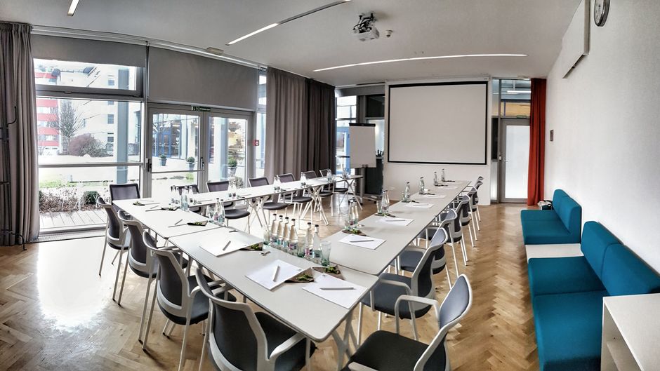 Holiday Inn Prague Airport Meeting