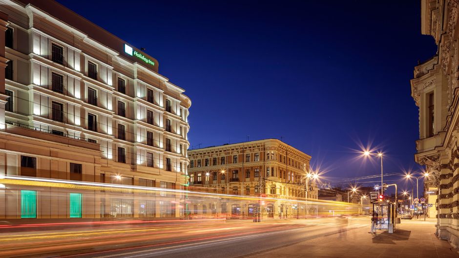 Holiday Inn Lodz Exterior