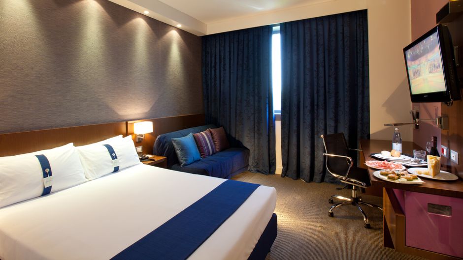 Holiday Inn Express - Reggio Emilia Room