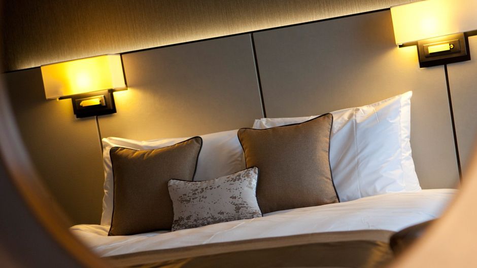 Crowne Plaza Aberdeen Airport Room
