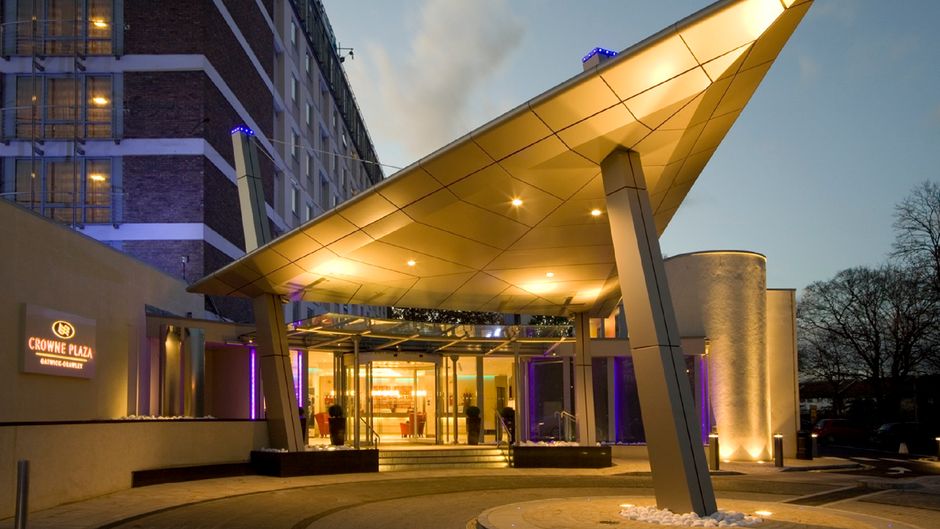Crowne Plaza London-Gatwick Airport Exterior