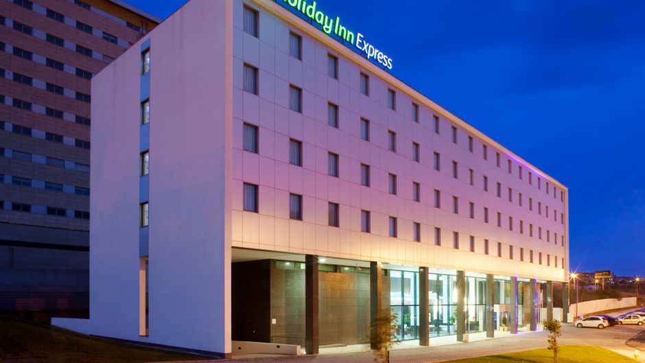 Holiday Inn Express Porto Exponor Exterior