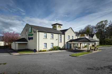 Holiday Inn Express Glenrothes