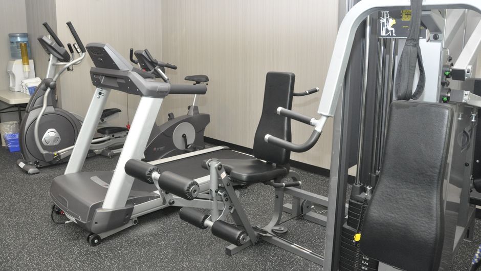 Holiday Inn Express & Suites Barrie Health Club