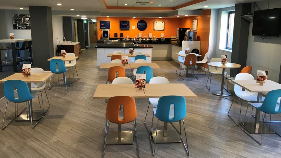 Holiday Inn Express-Castle Bromwich Restaurant