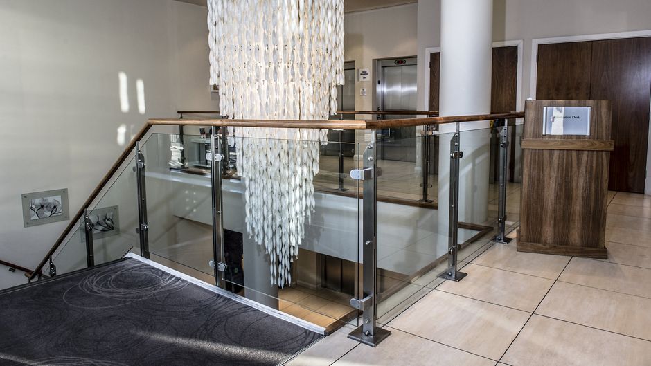 Holiday Inn Express Manchester City Ctr Lobby