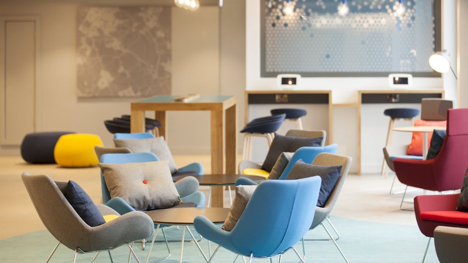 Holiday Inn Express St. Albans - M25 Lobby