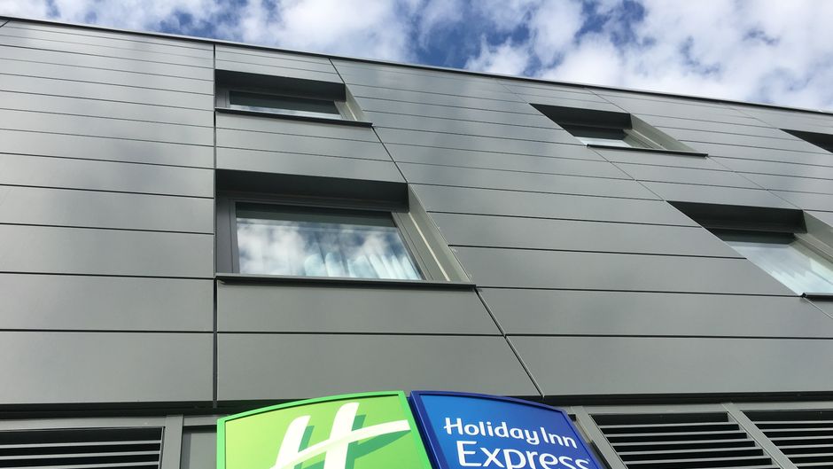 Holiday Inn Express St. Albans - M25 Exterior