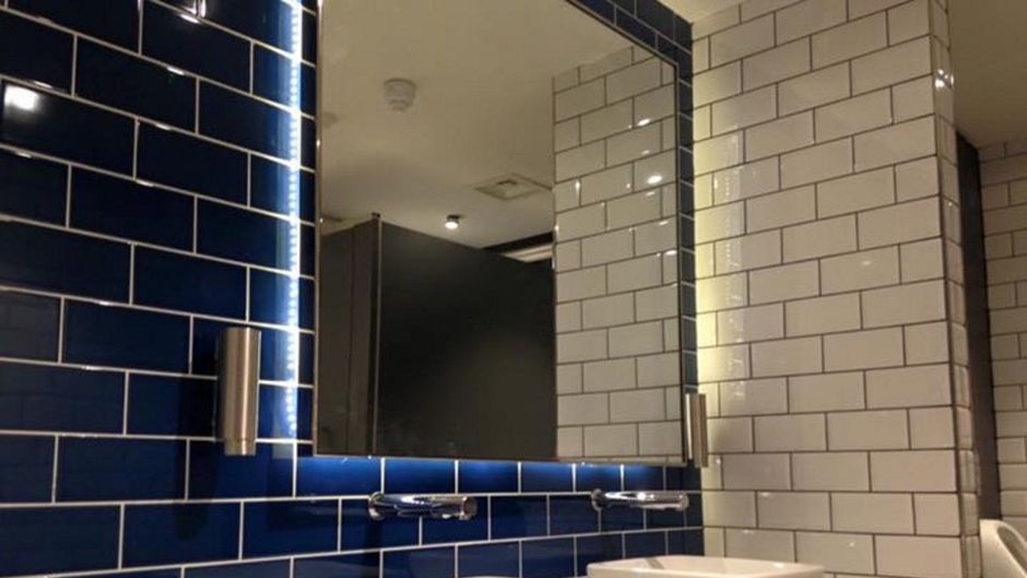 Holiday Inn Express St. Albans - M25 Lobby
