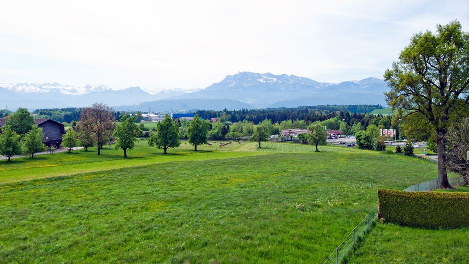 Holiday Inn Express Luzern-Neuenkirch Exterior